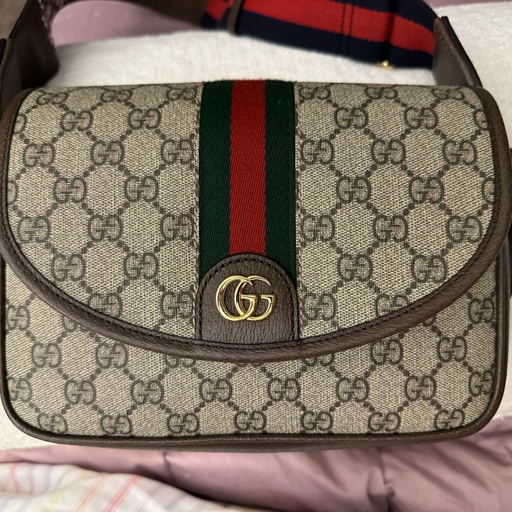 Ophidia GG mini Shoulder Bag with Leather Strap and Gucci Guitar Strap.